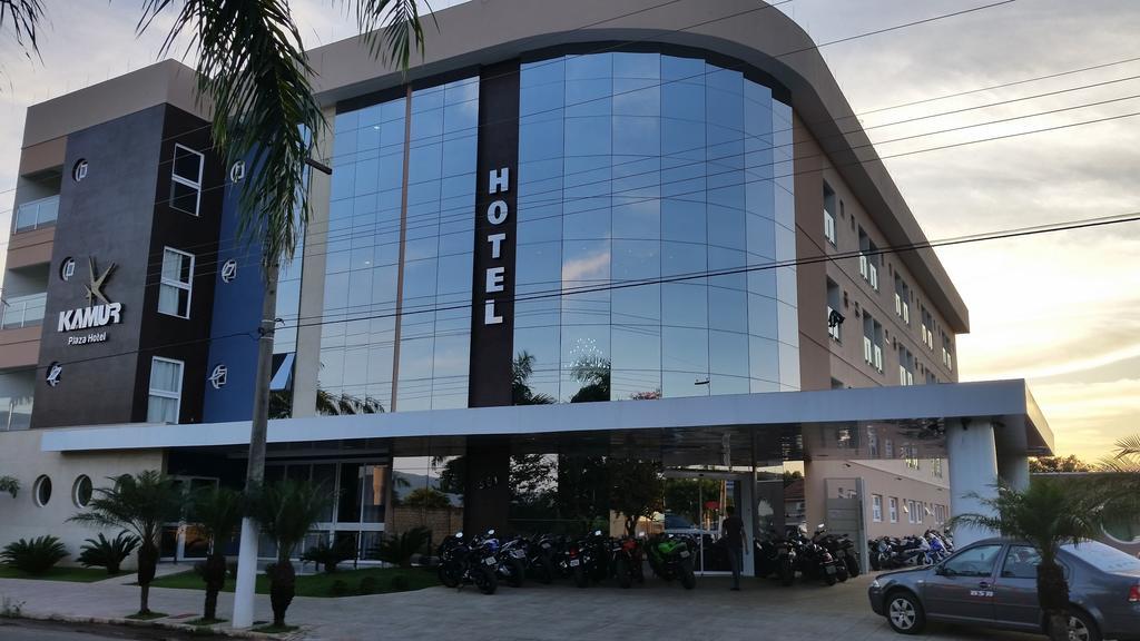 Kamur Plaza Hotel Гоянезия Экстерьер фото